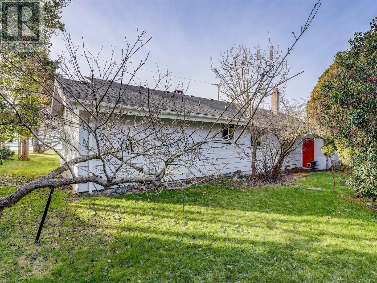 406 Beach Dr