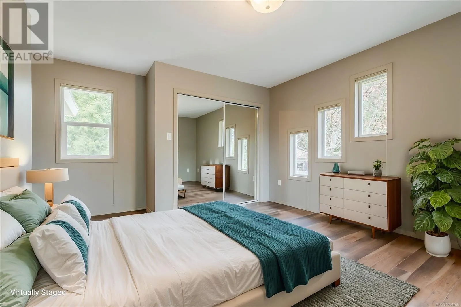 6318 Genoa Bay Rd