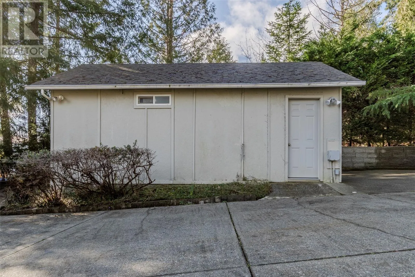 6318 Genoa Bay Rd