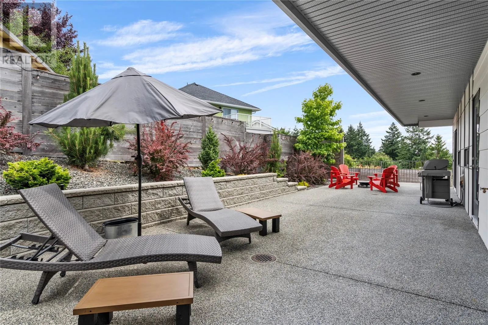 152 Golden Oaks Cres