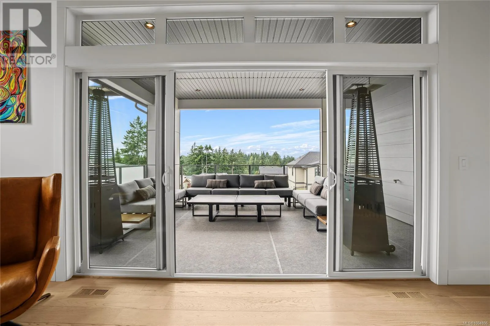 152 Golden Oaks Cres