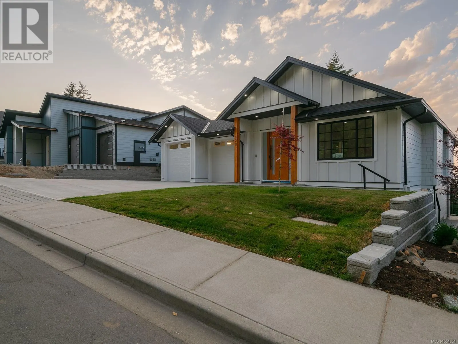 120 Hawk Point Rd