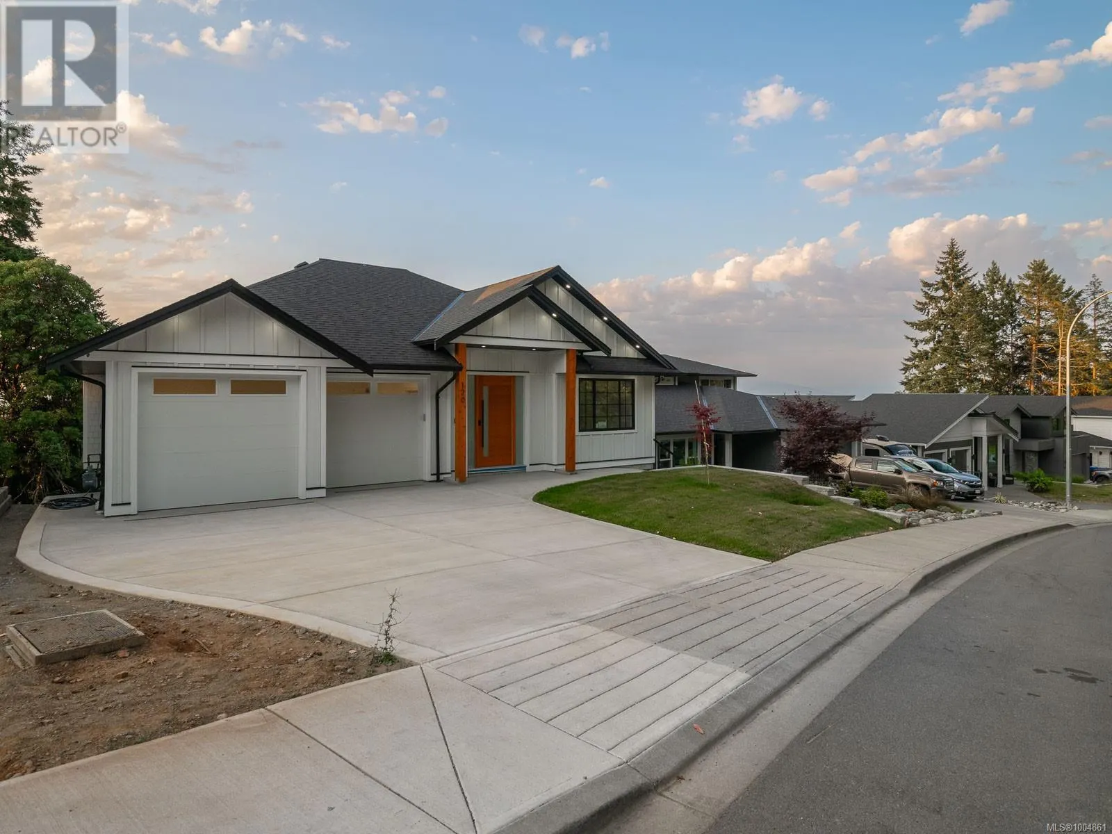 120 Hawk Point Rd