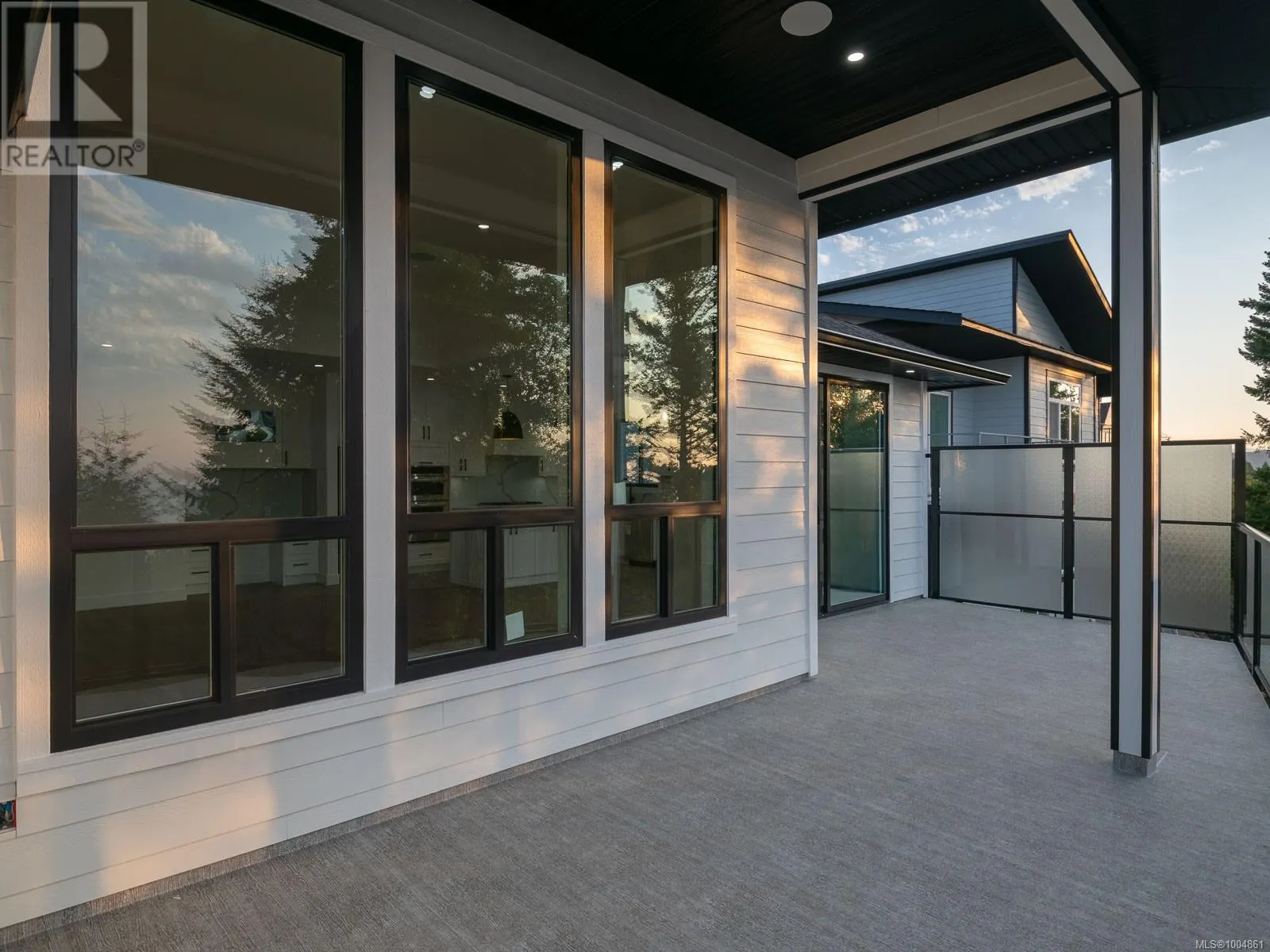 120 Hawk Point Rd