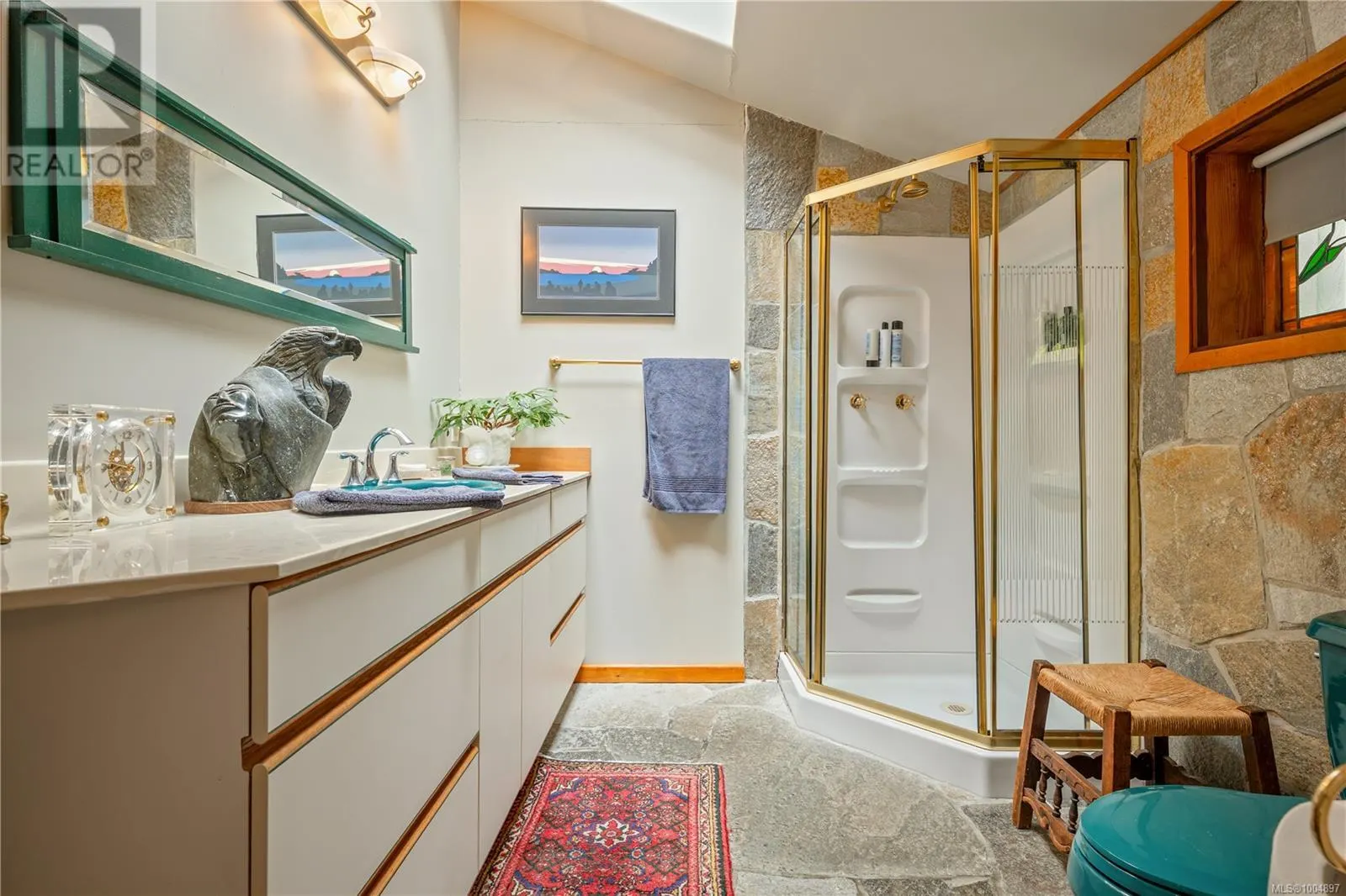 1364 Chesterman Beach Rd