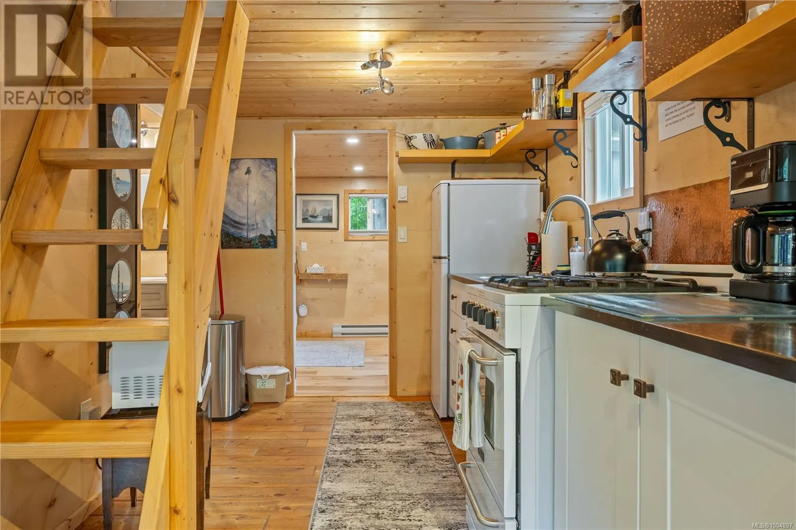 1364 Chesterman Beach Rd