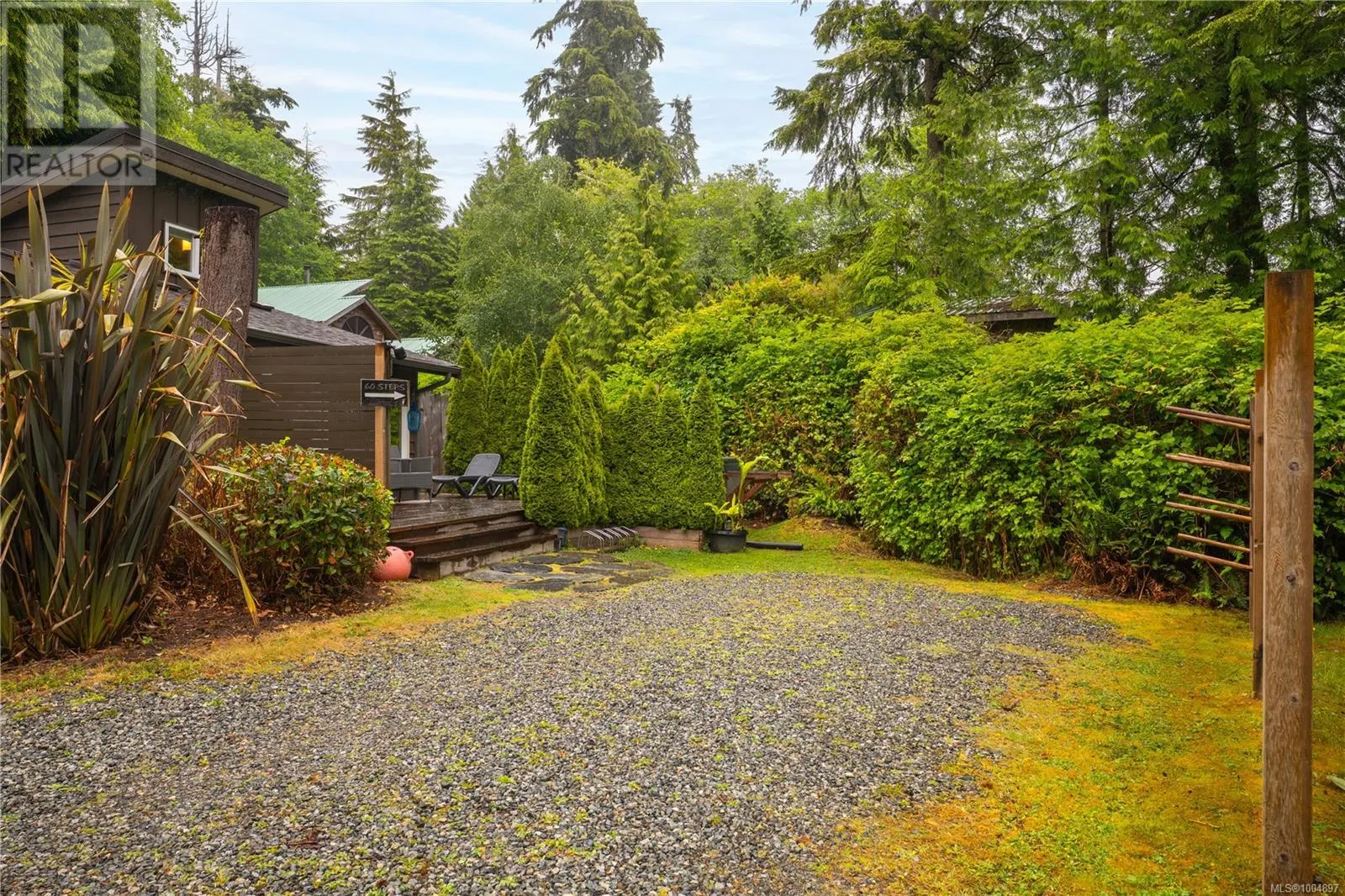 1364 Chesterman Beach Rd