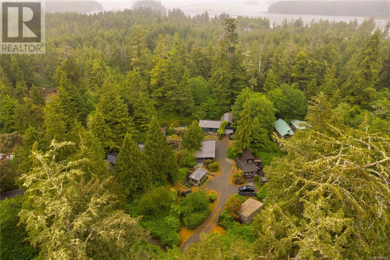 1364 Chesterman Beach Rd