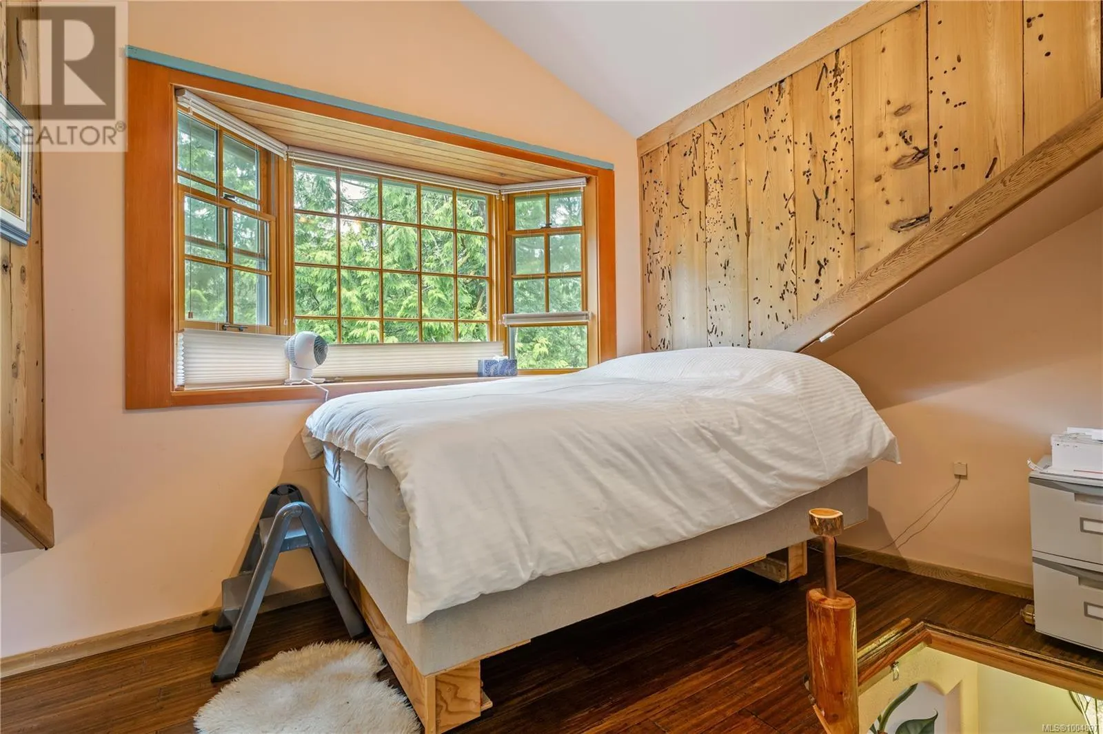 1364 Chesterman Beach Rd