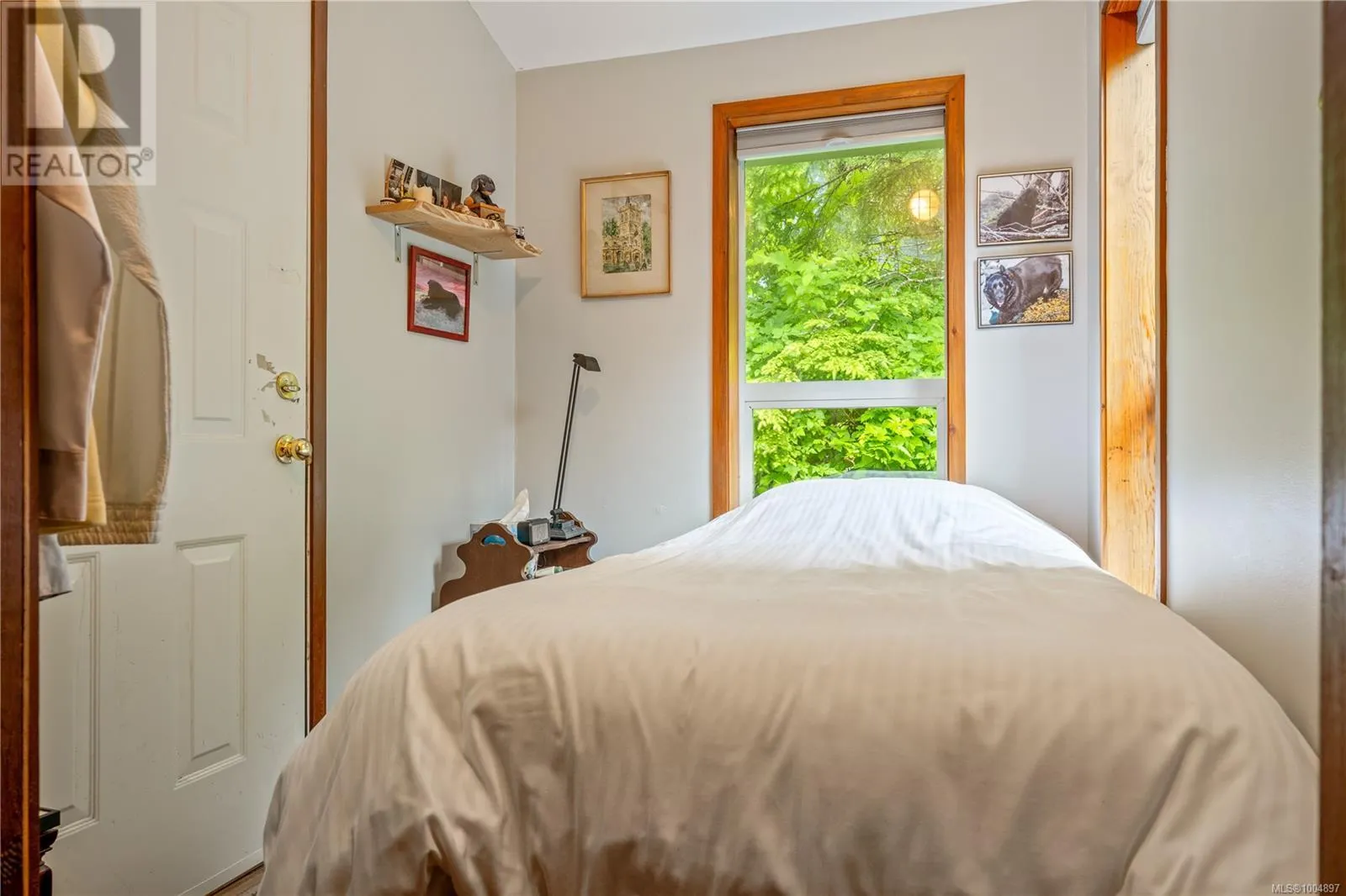 1364 Chesterman Beach Rd