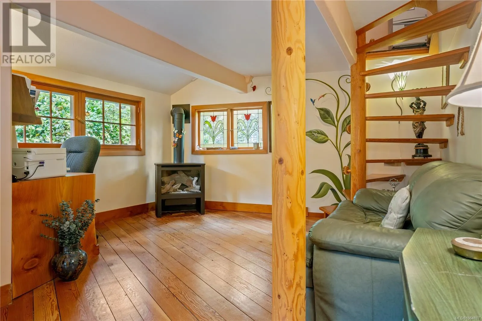 1364 Chesterman Beach Rd