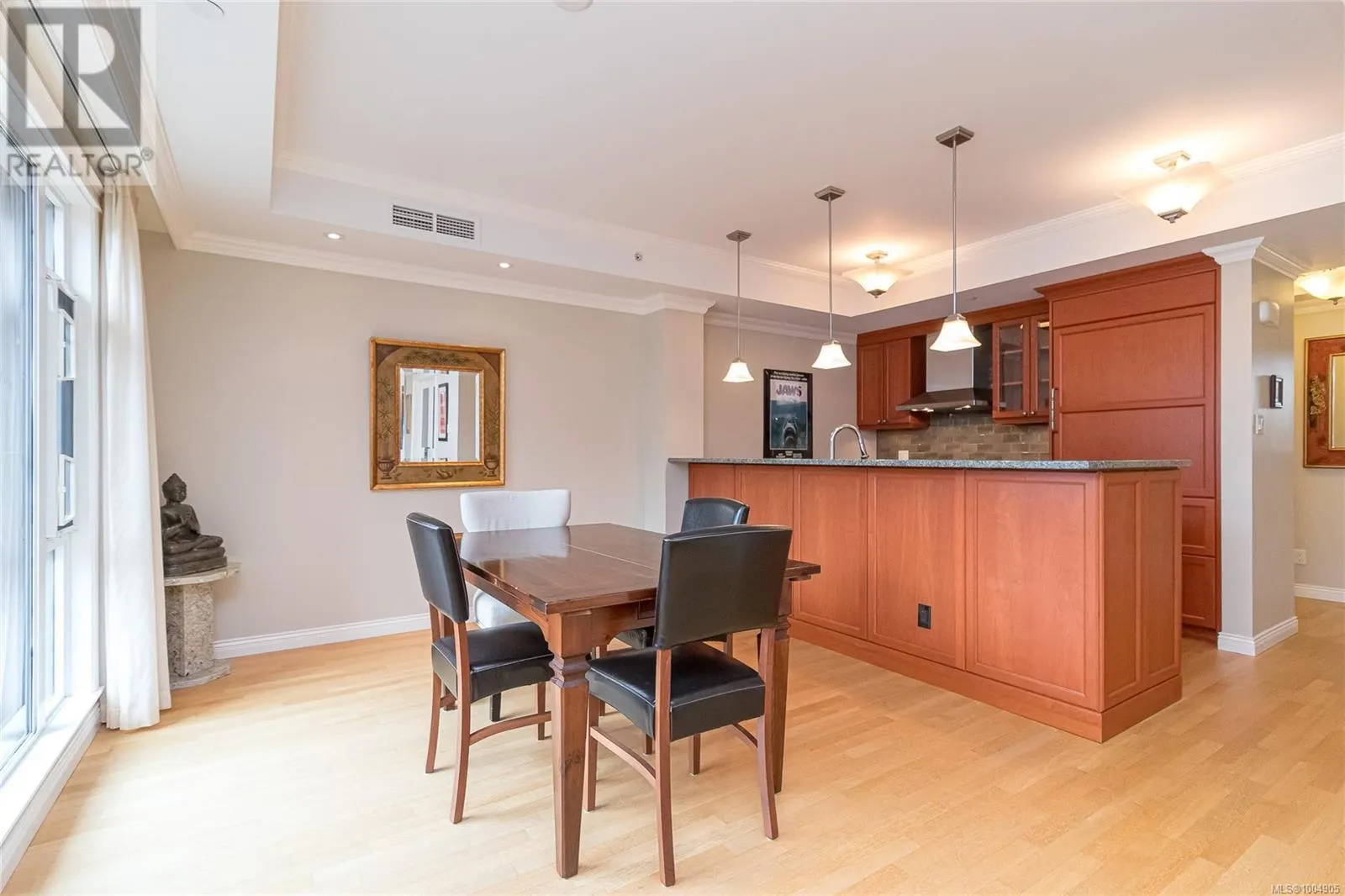 401 1175 Beach Dr