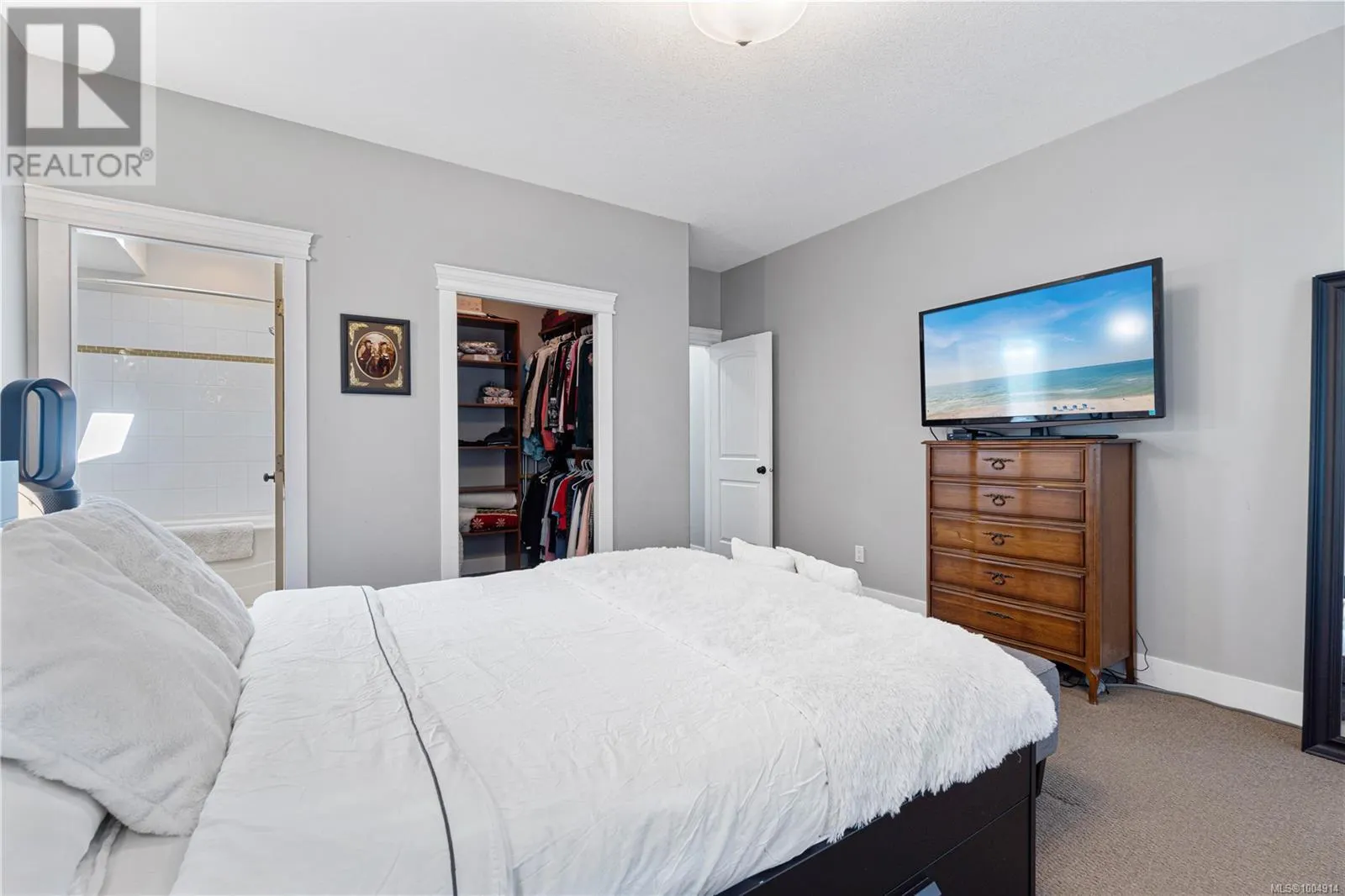 1343 Thalia Pl