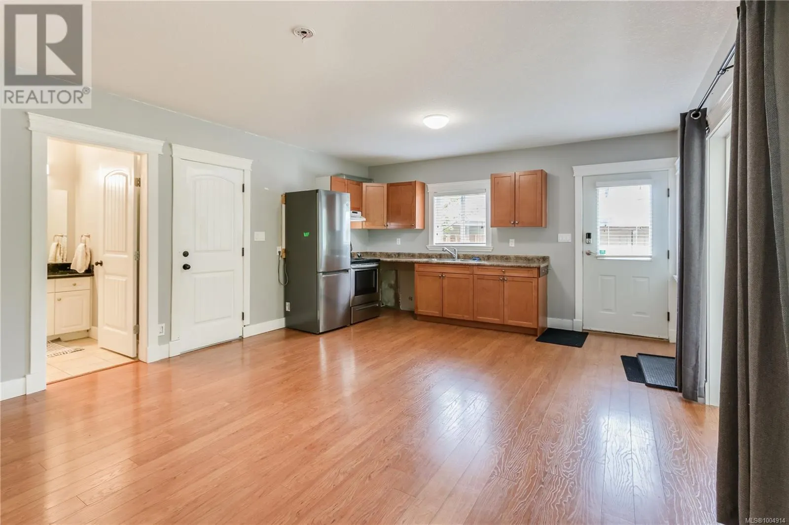 1343 Thalia Pl