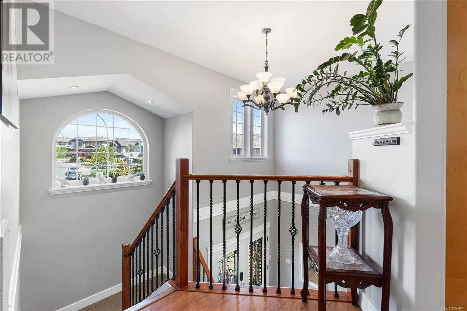 1343 Thalia Pl