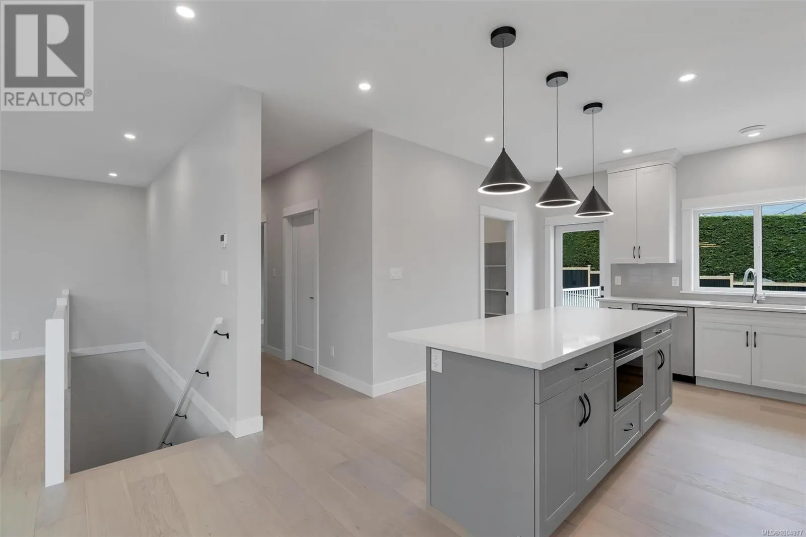 539 Bickford Way