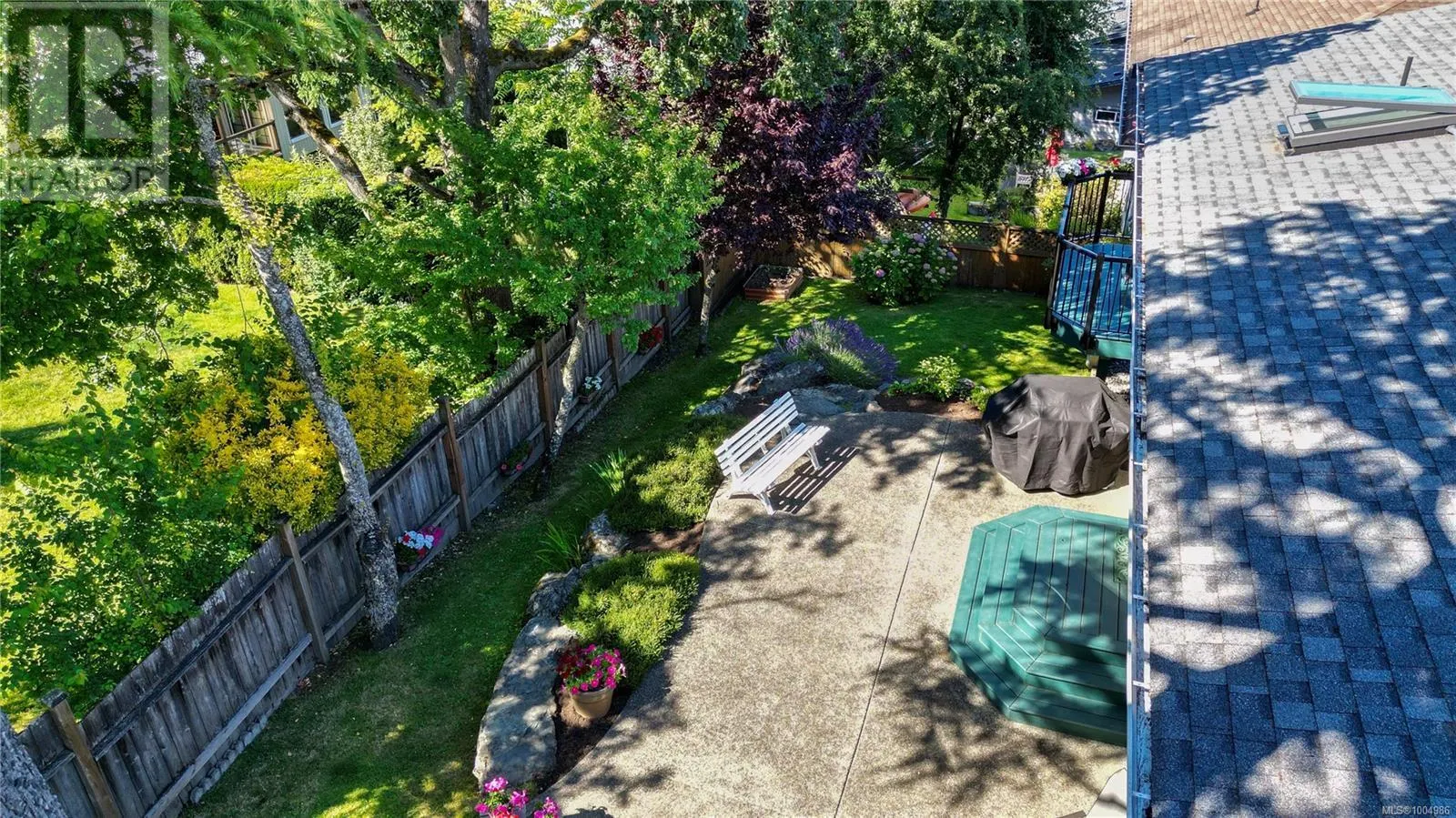 4 915 Glen Vale Rd