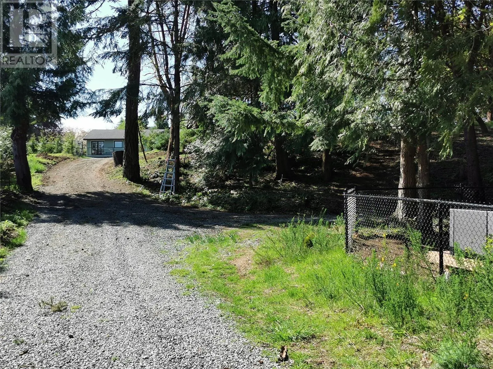 6208 Icarus Dr