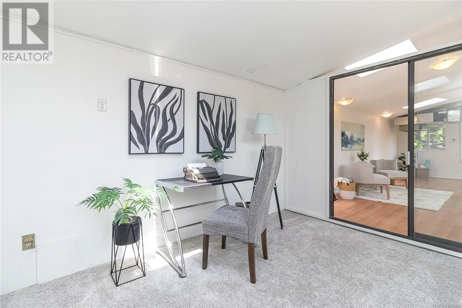3515 Cardiff Pl