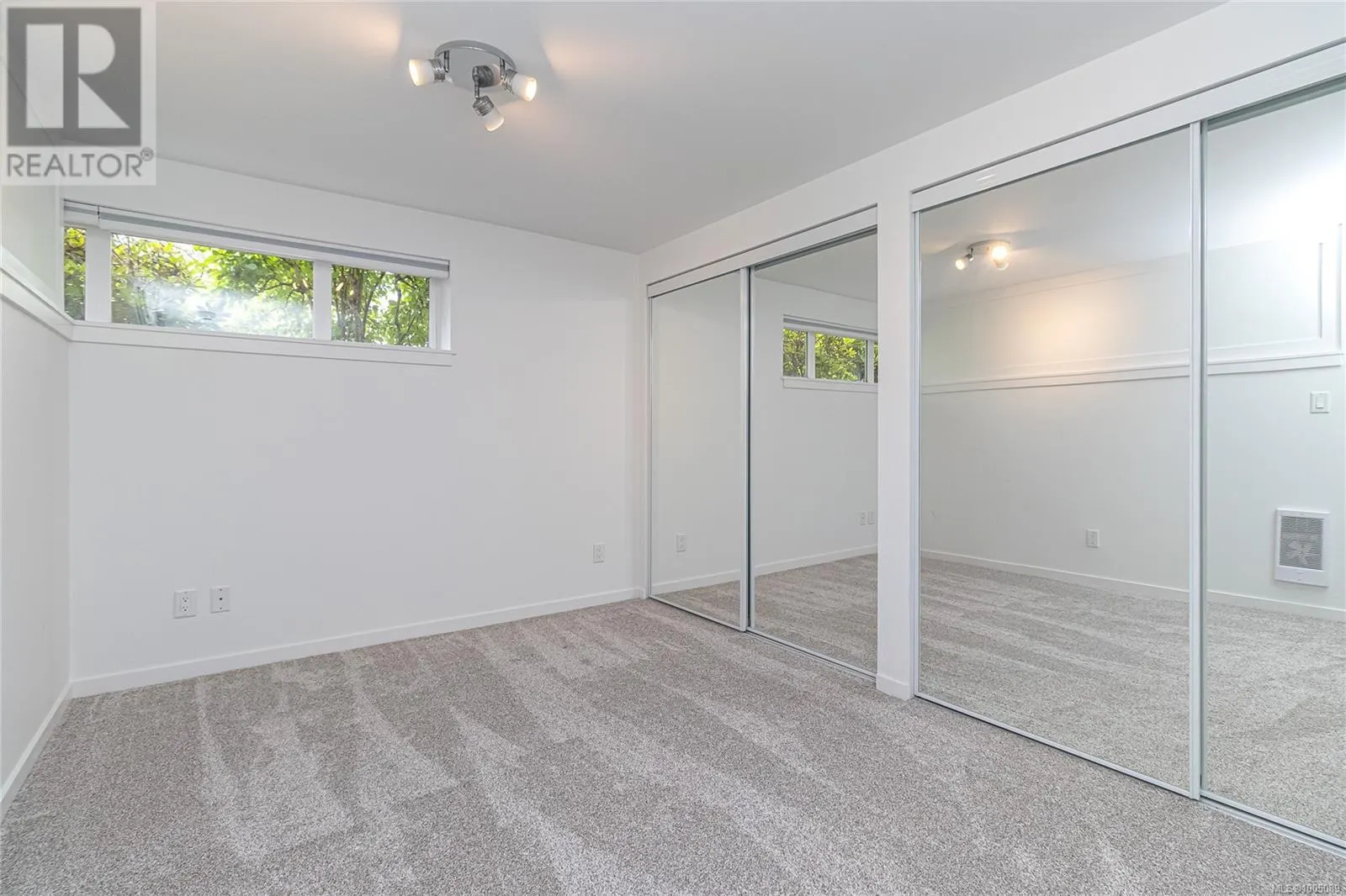 3515 Cardiff Pl