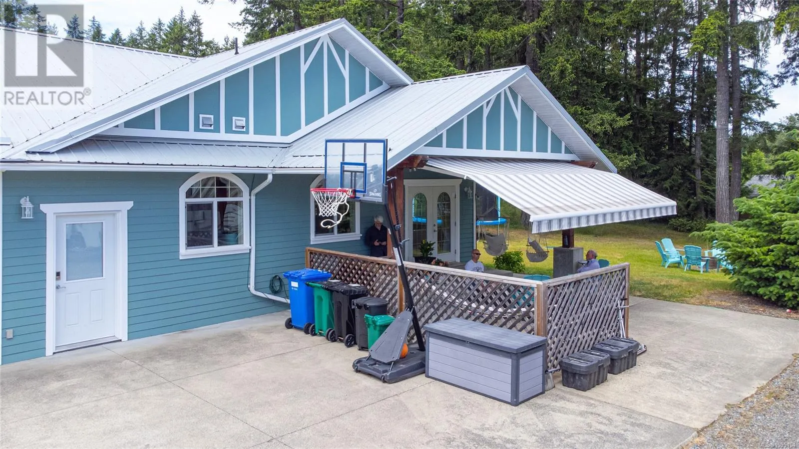 1185 Hutchinson Rd