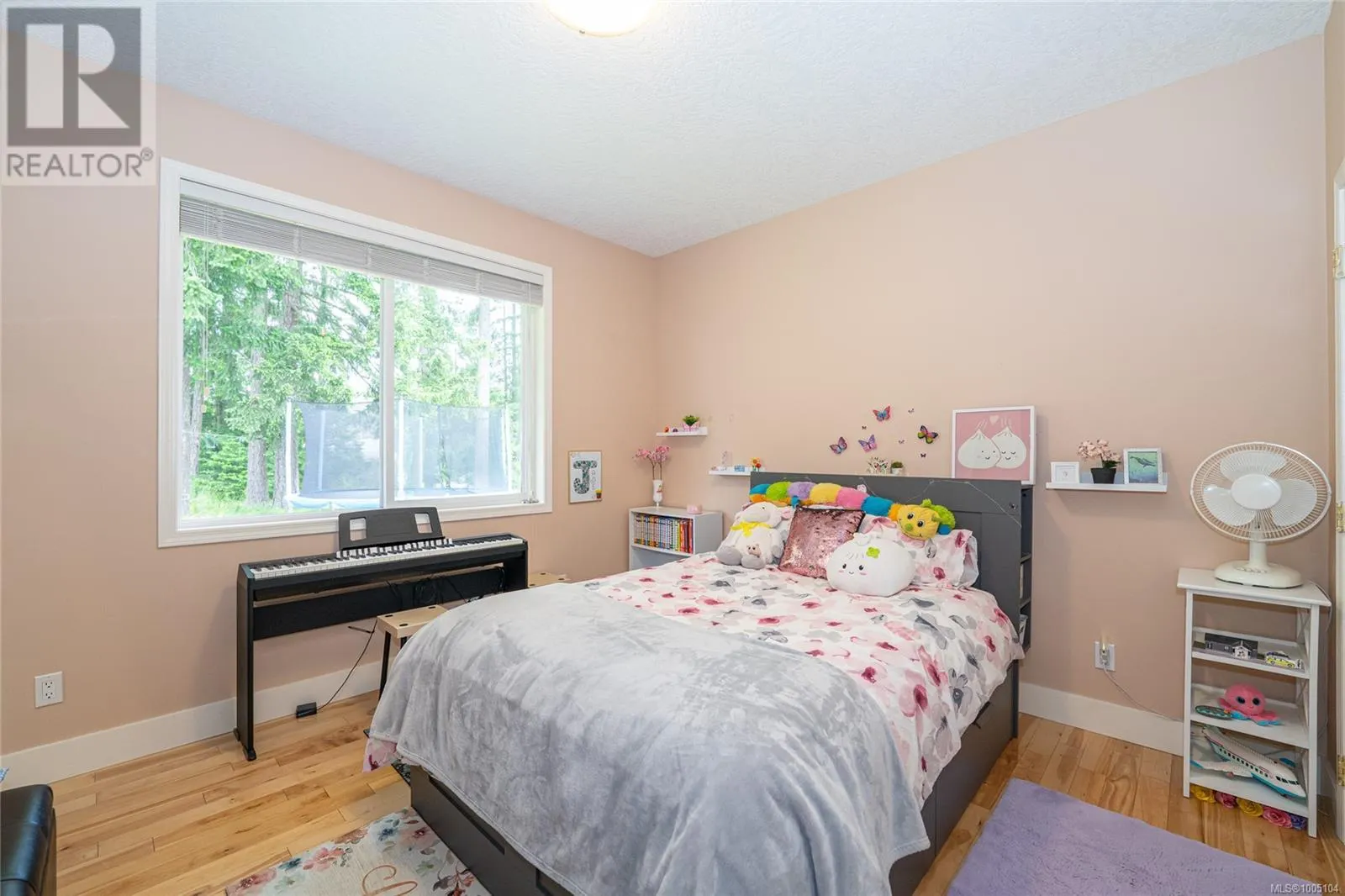 1185 Hutchinson Rd