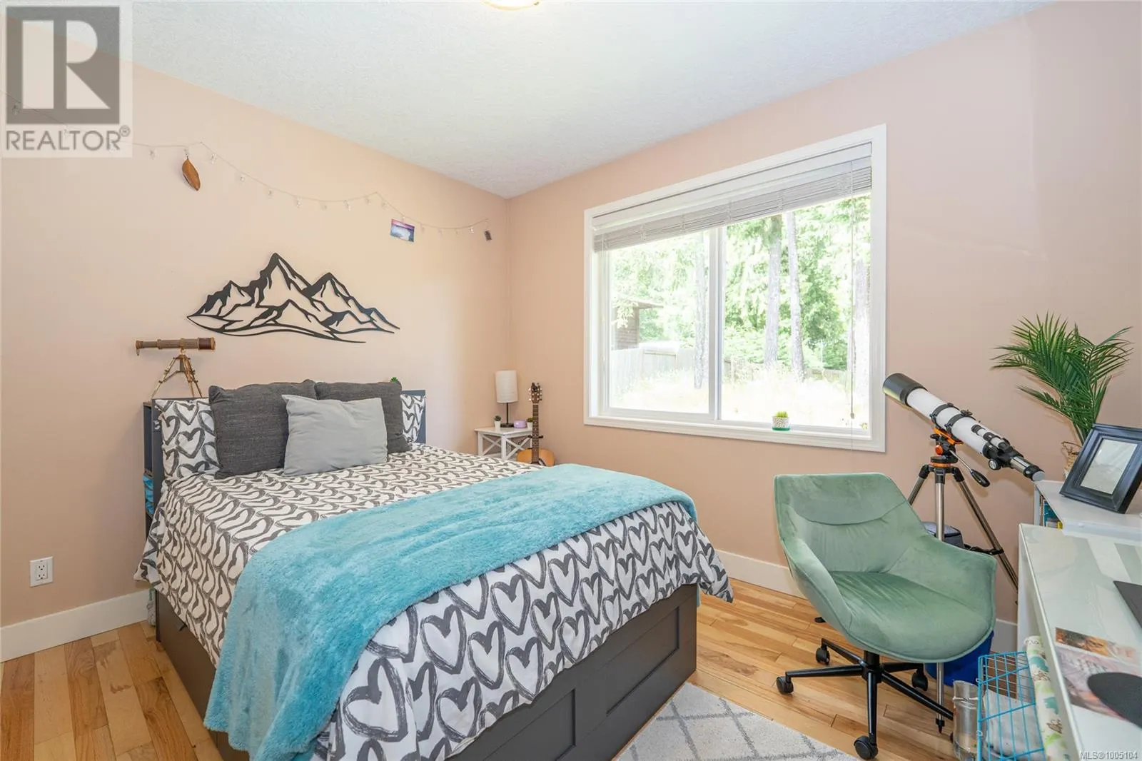 1185 Hutchinson Rd
