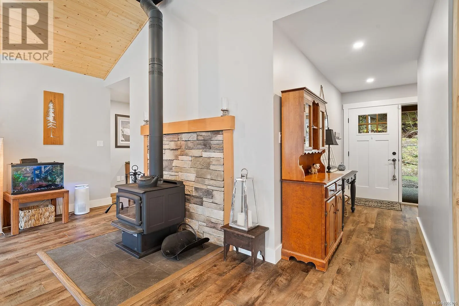 1065 Spider Lake Rd