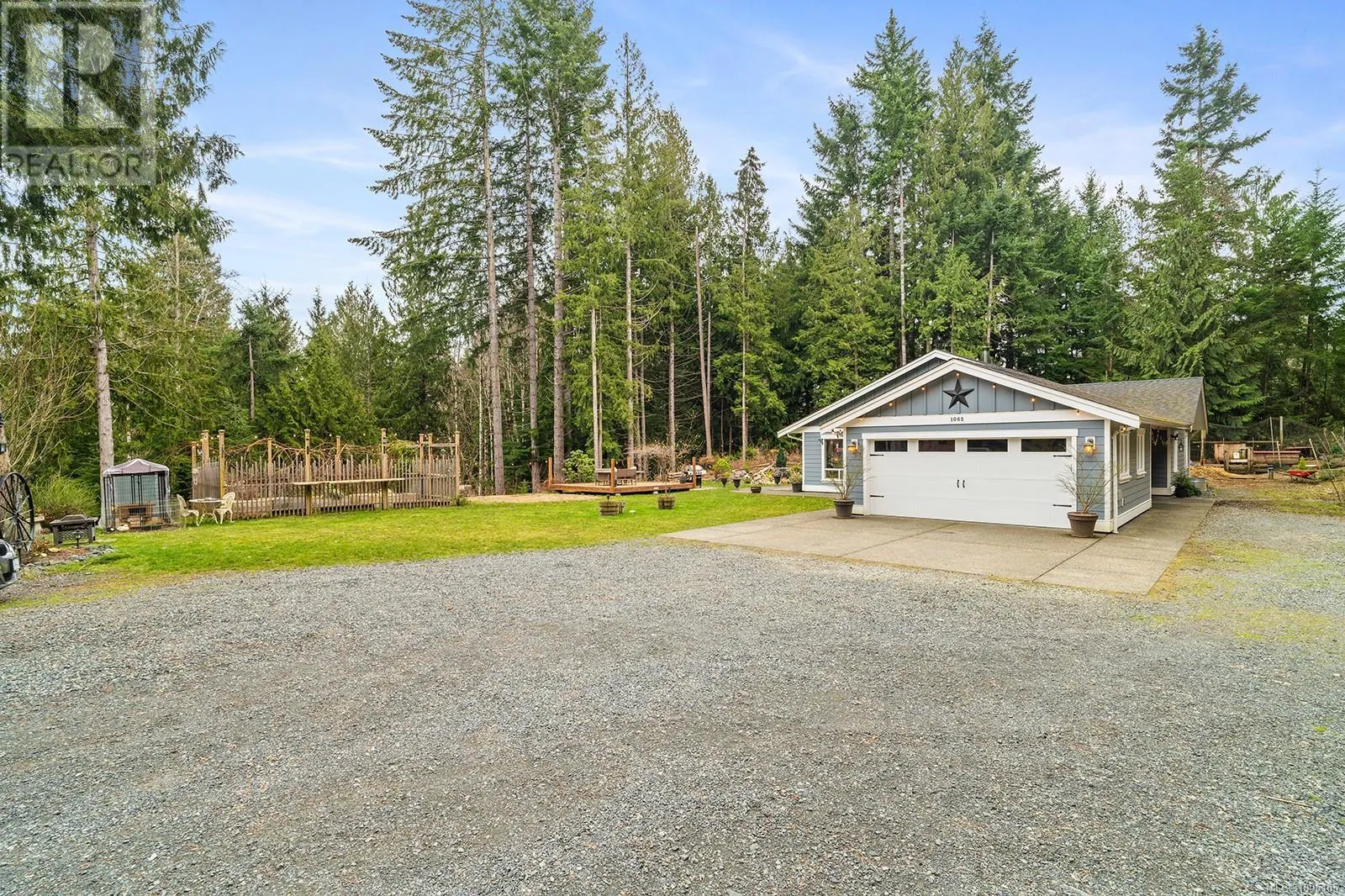 1065 Spider Lake Rd