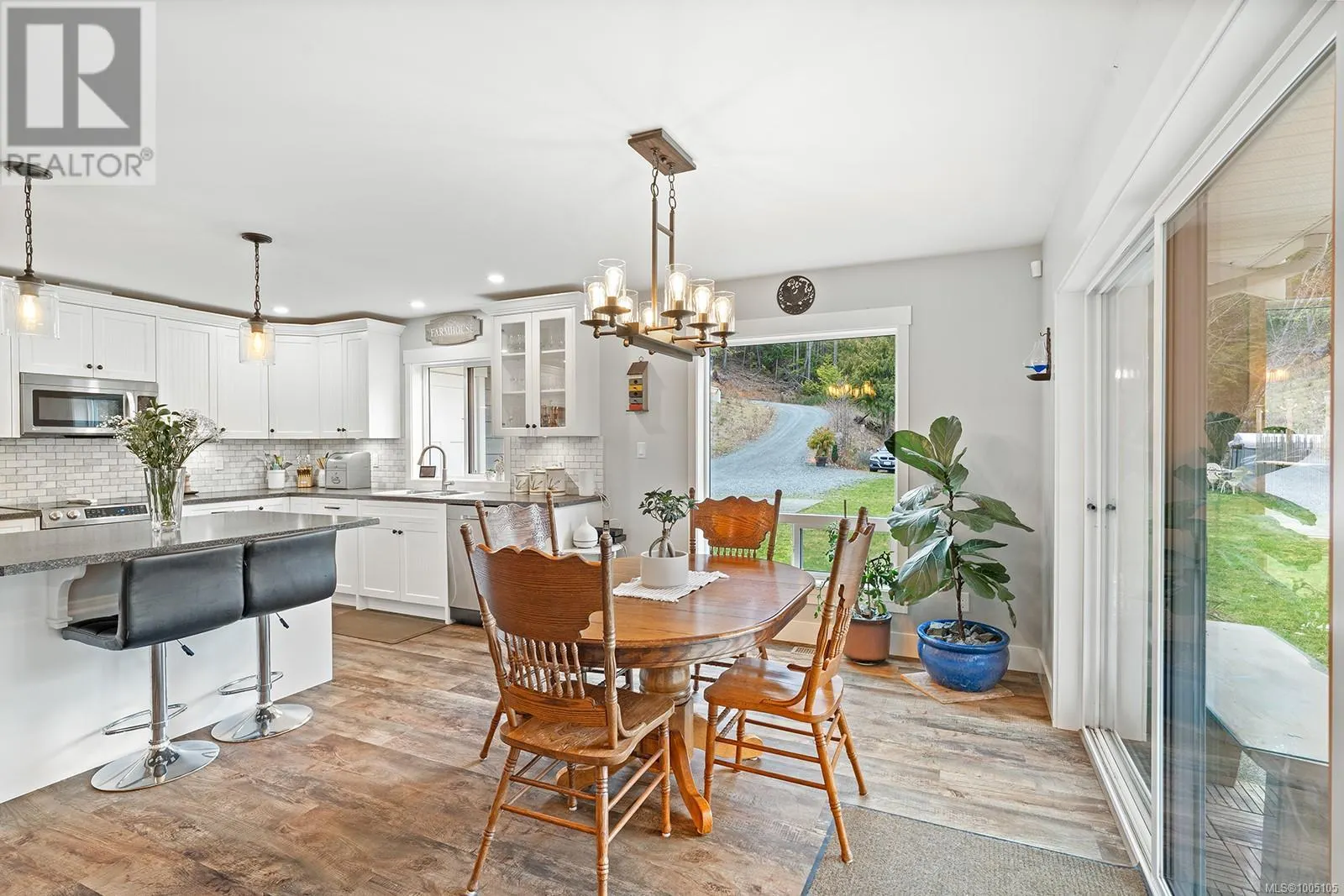 1065 Spider Lake Rd