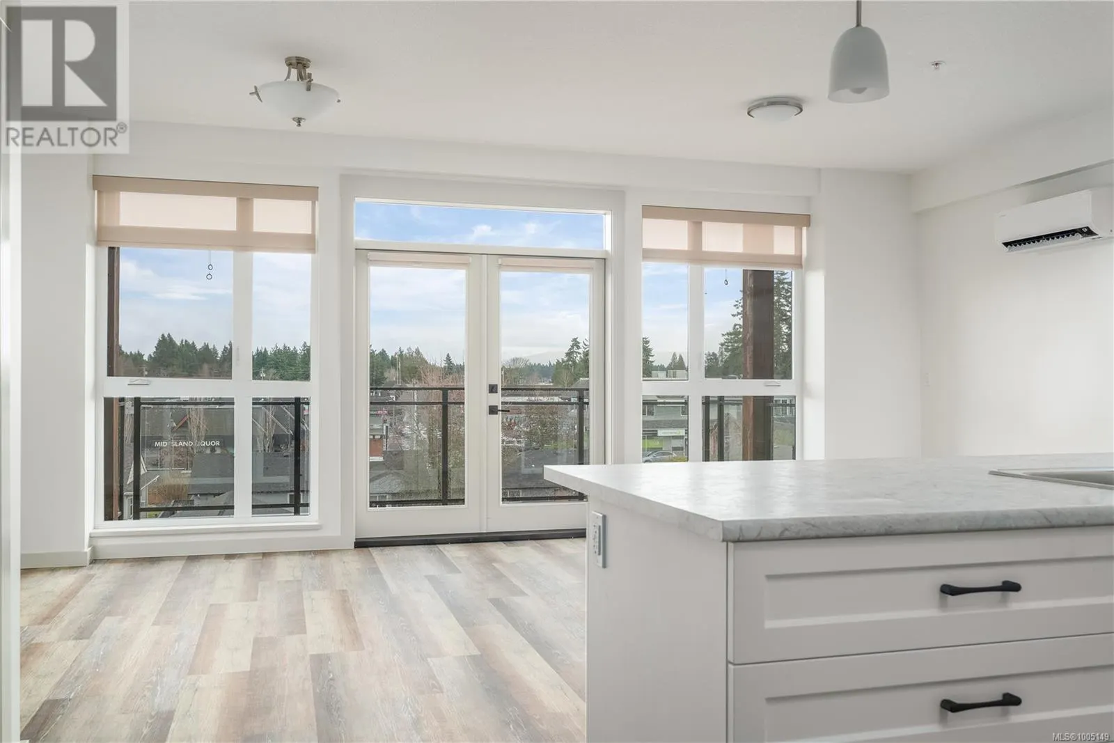154 Weld St