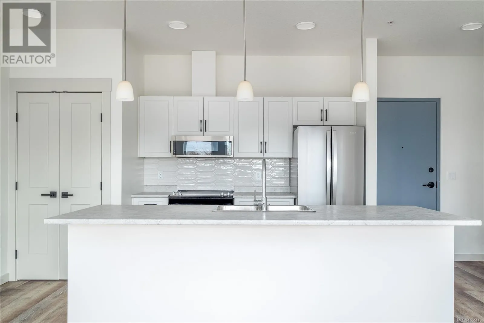 154 Weld St
