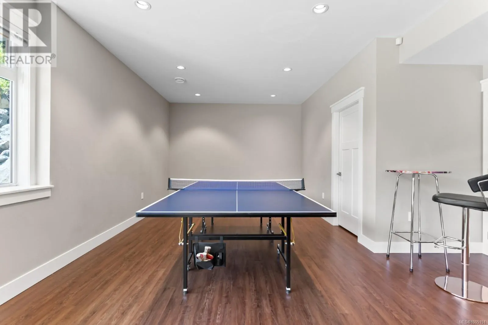 1432 Kaz Crt