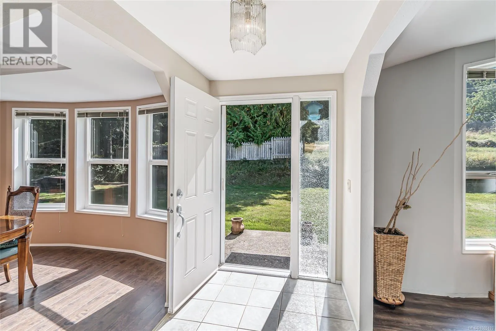 1122 Popham Rd