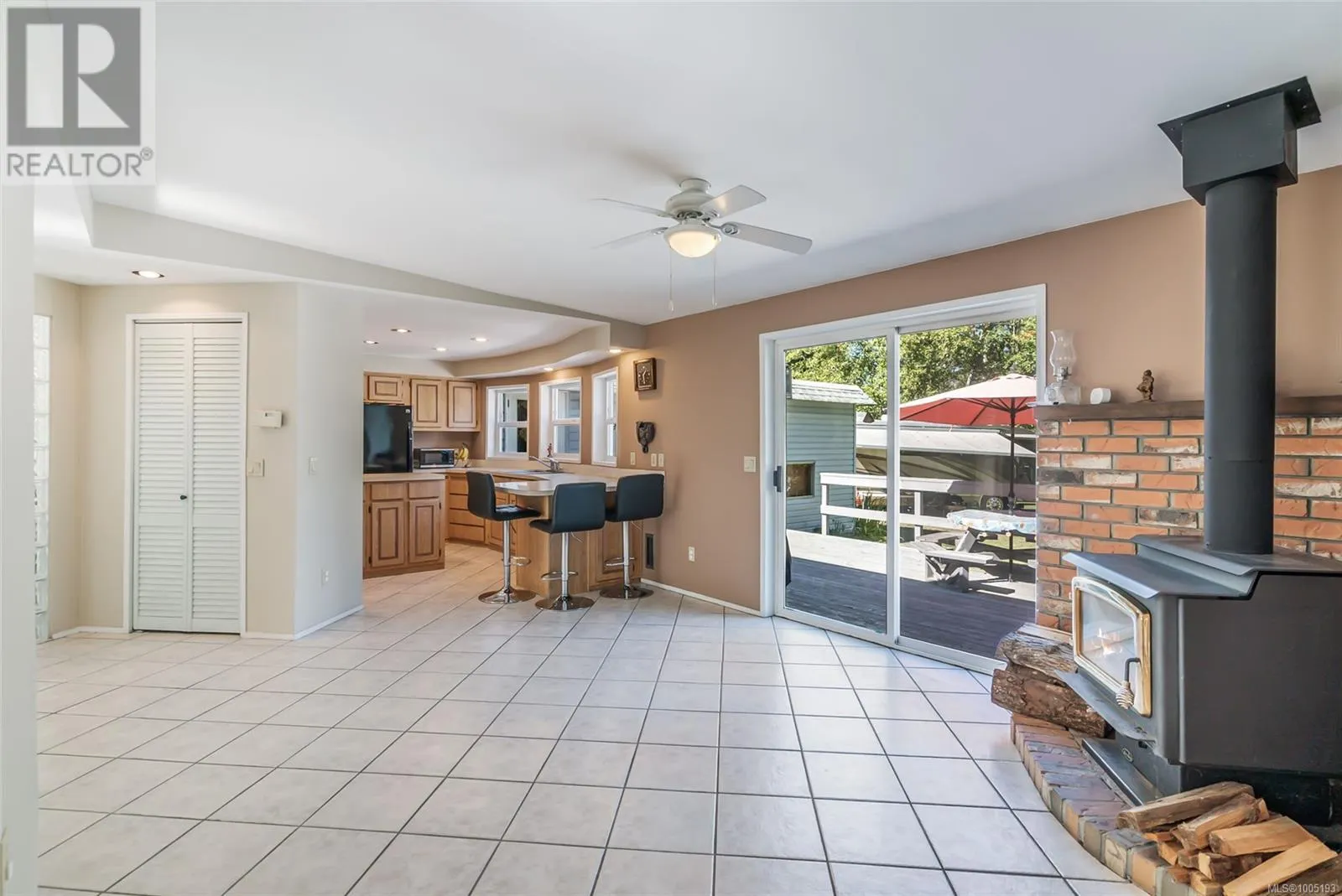 1122 Popham Rd