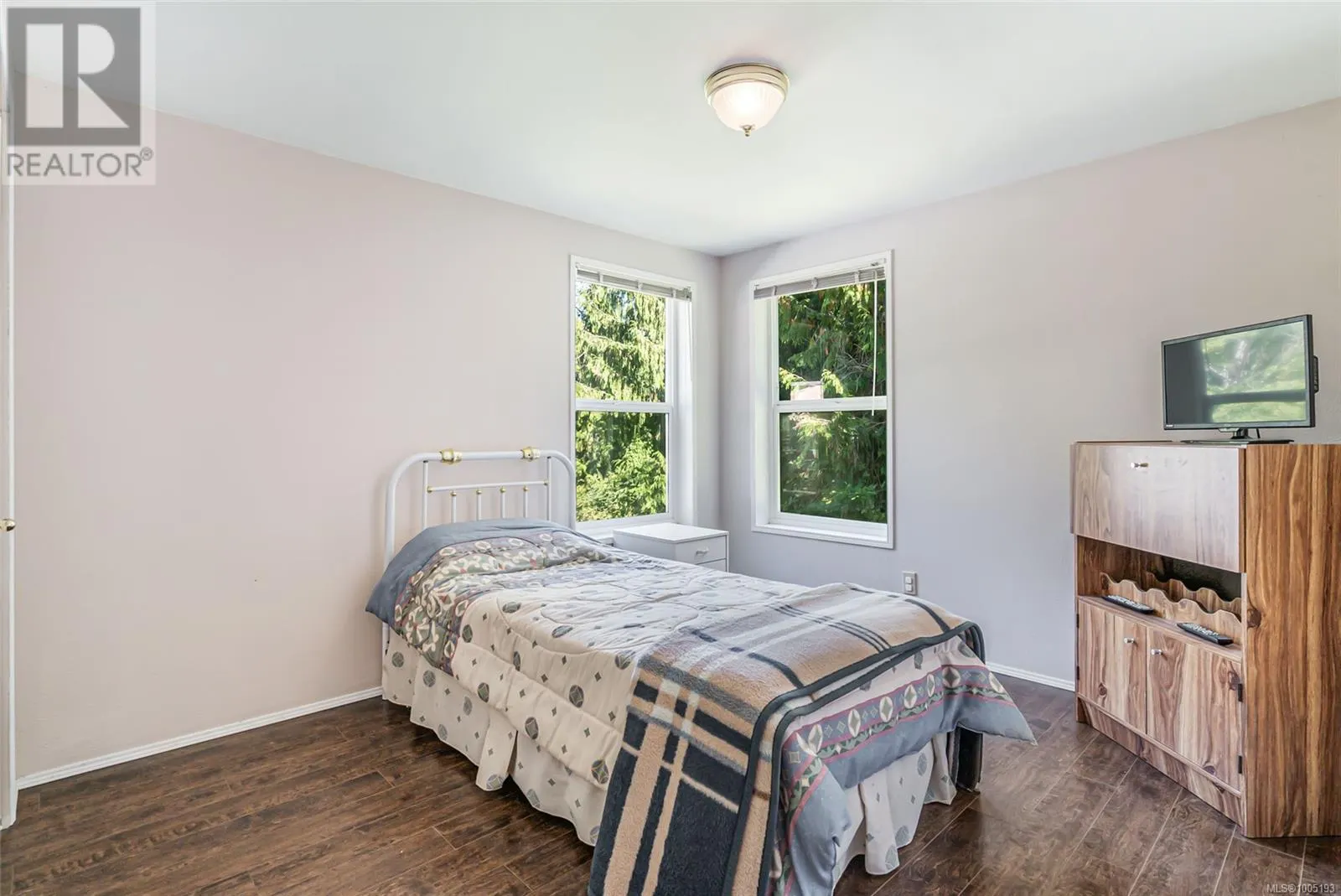 1122 Popham Rd