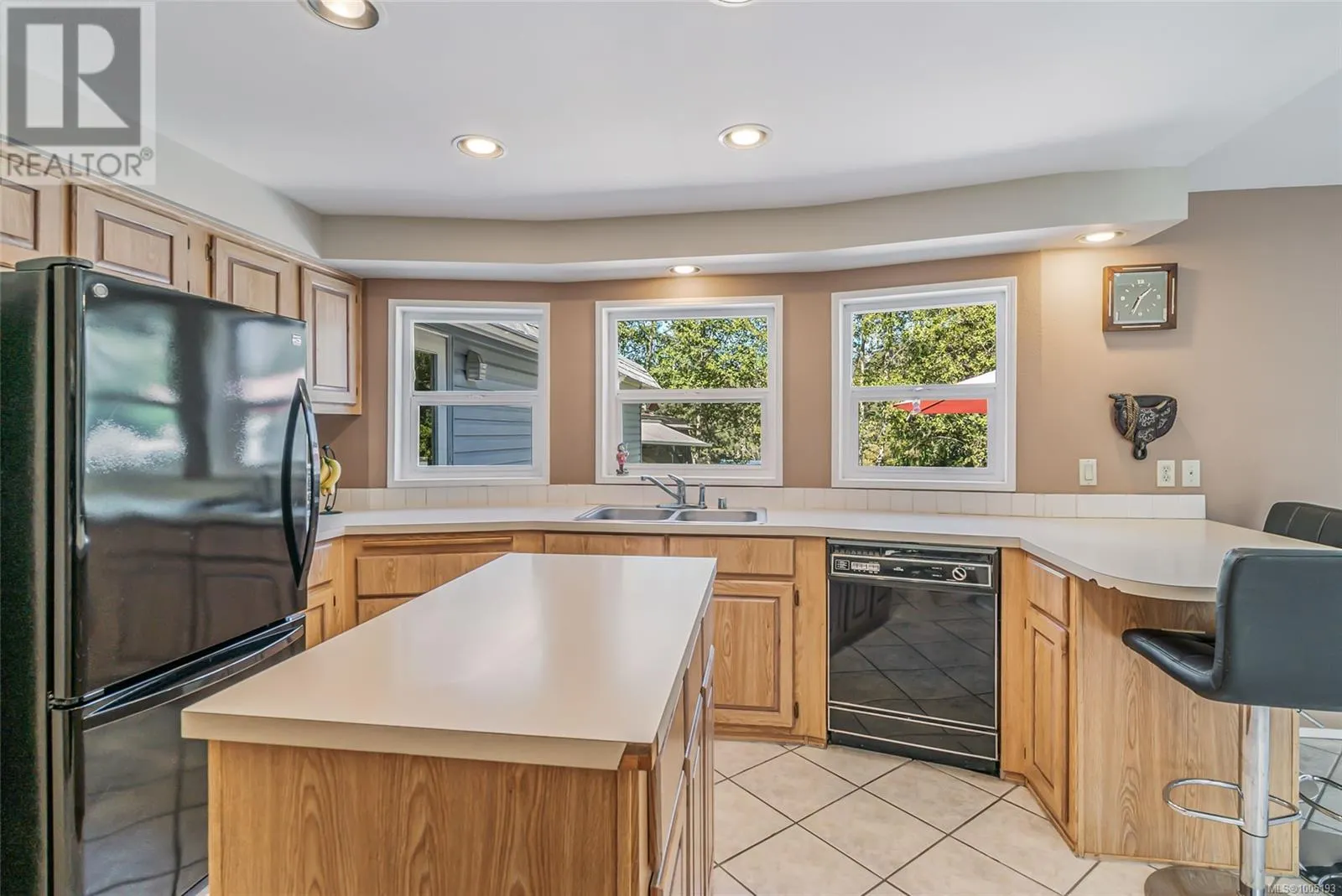 1122 Popham Rd