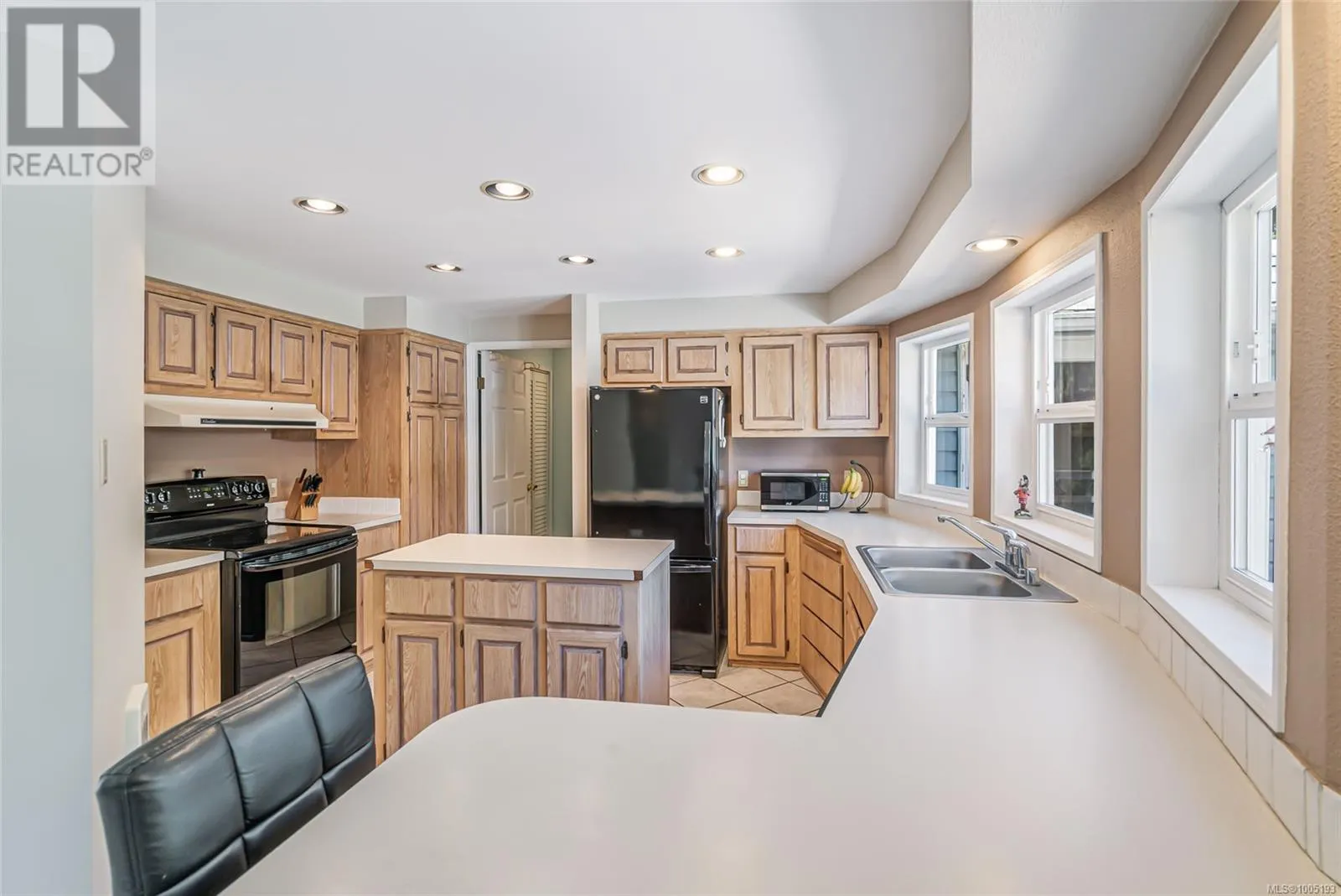 1122 Popham Rd