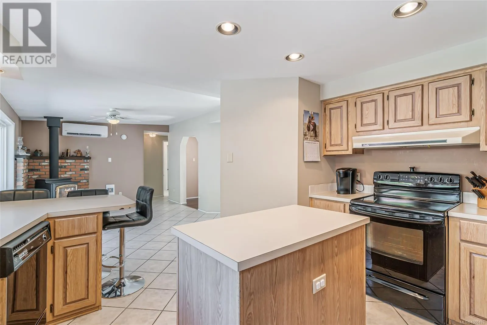 1122 Popham Rd