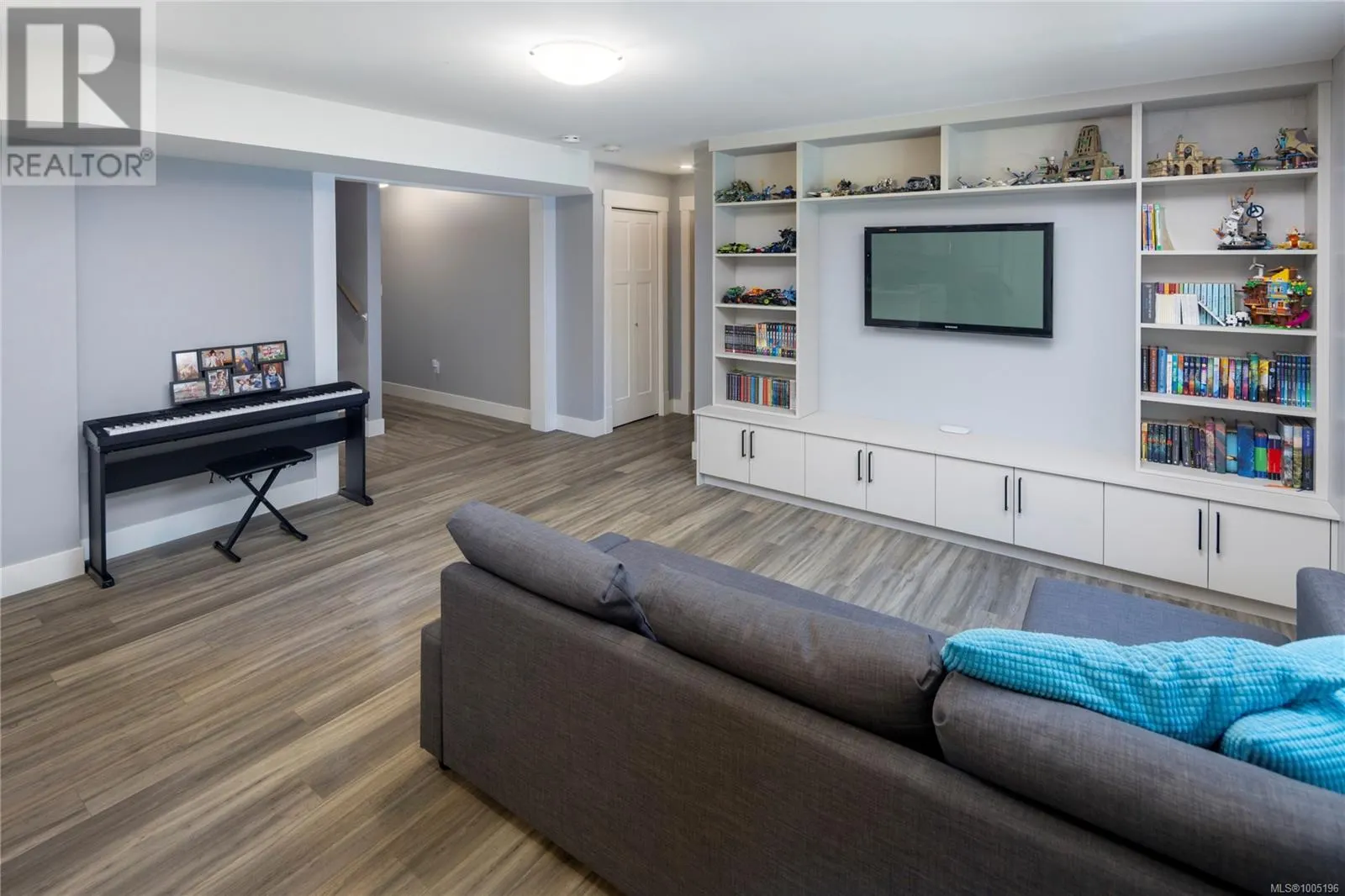 6236 Elizabeth Garden Crt
