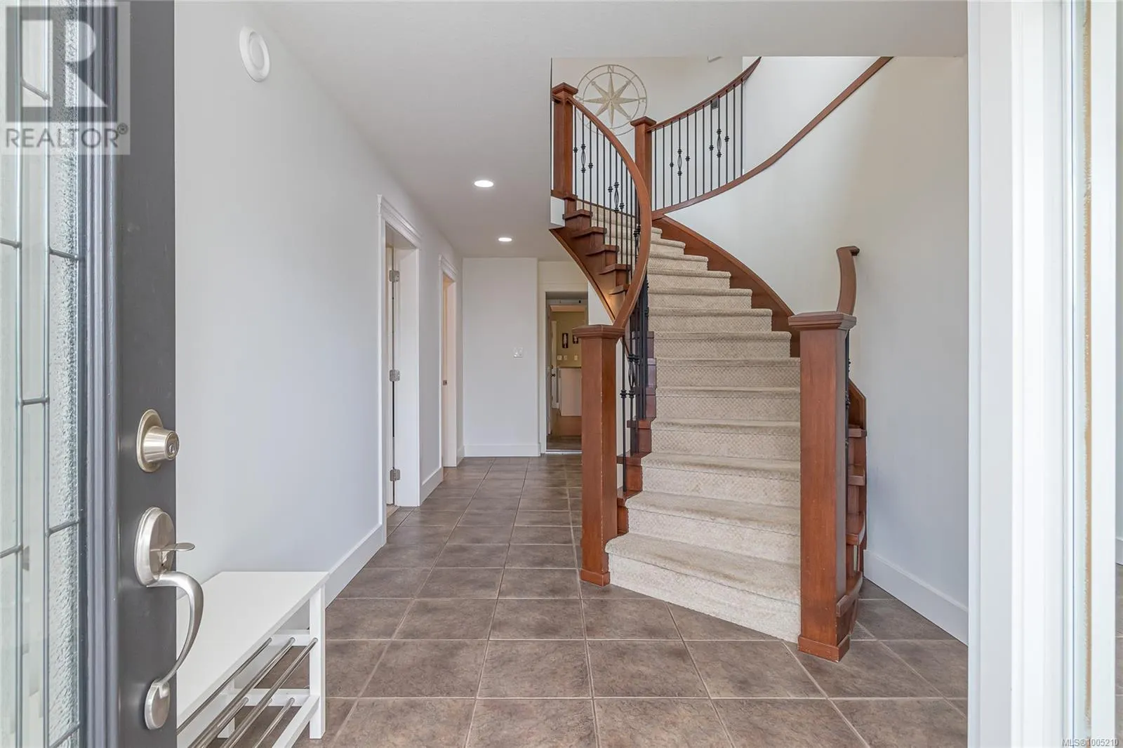 606 Stevens Pl