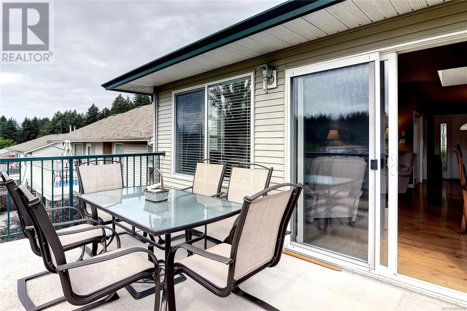 4837 Fairbrook Cres