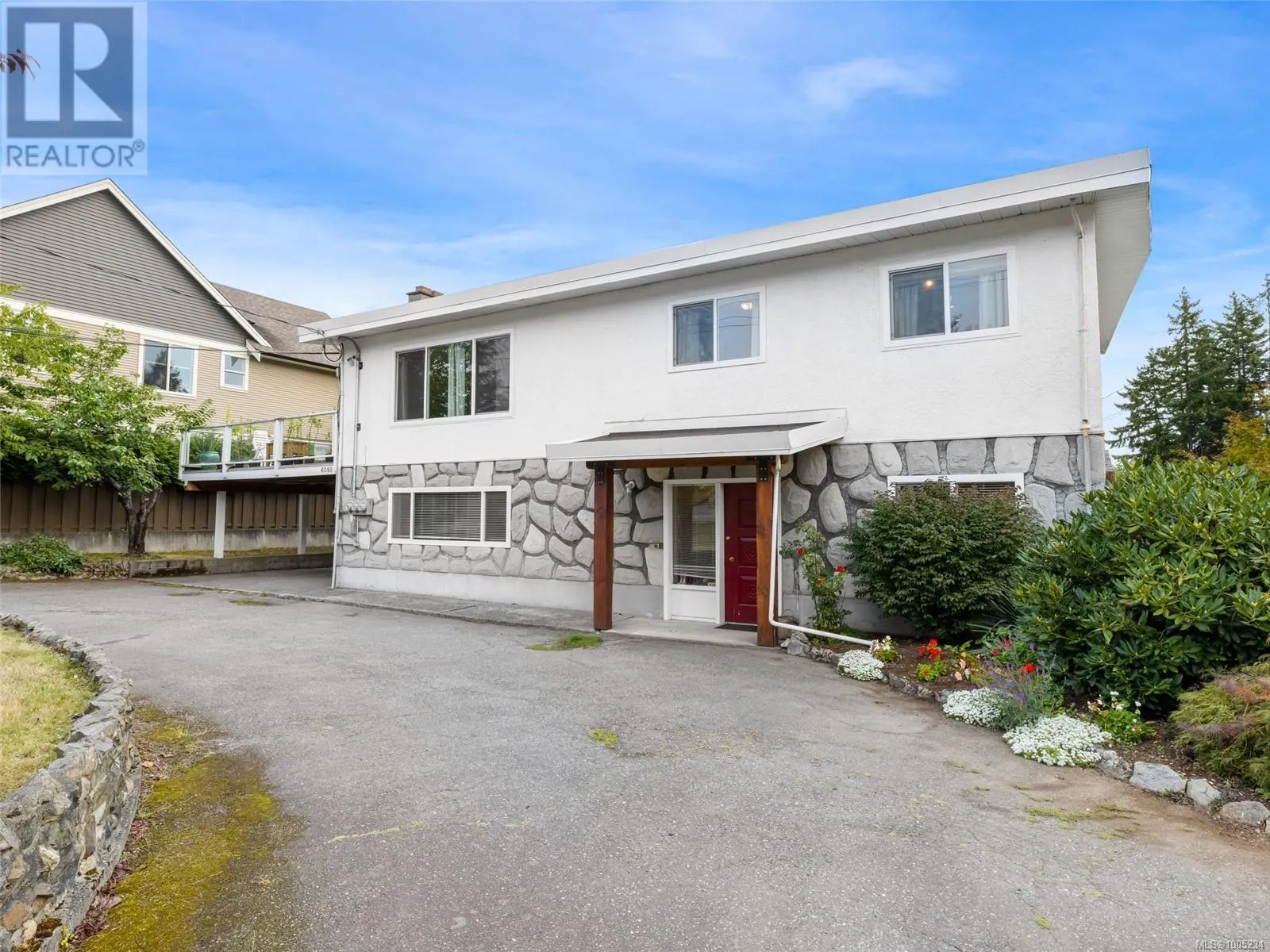 6080 Hammond Bay Rd