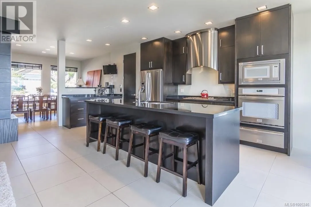 3716 Belaire Dr