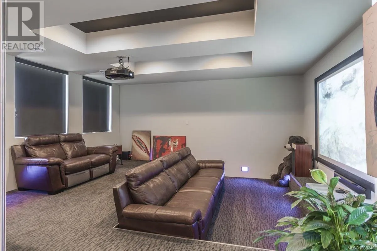 3716 Belaire Dr