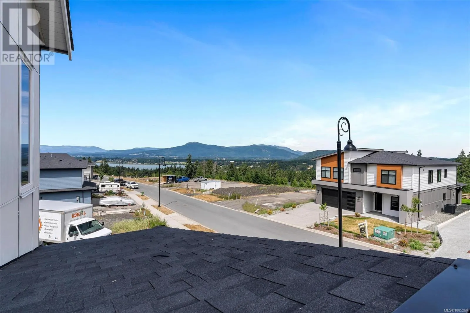 3321 Woodrush Dr