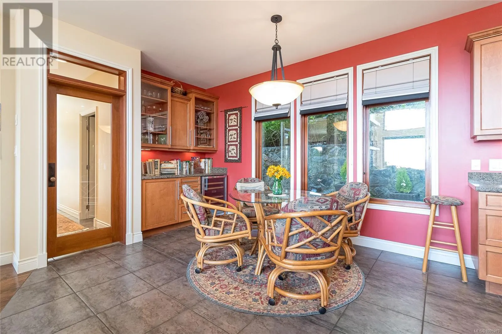 7014 Beach View Crt