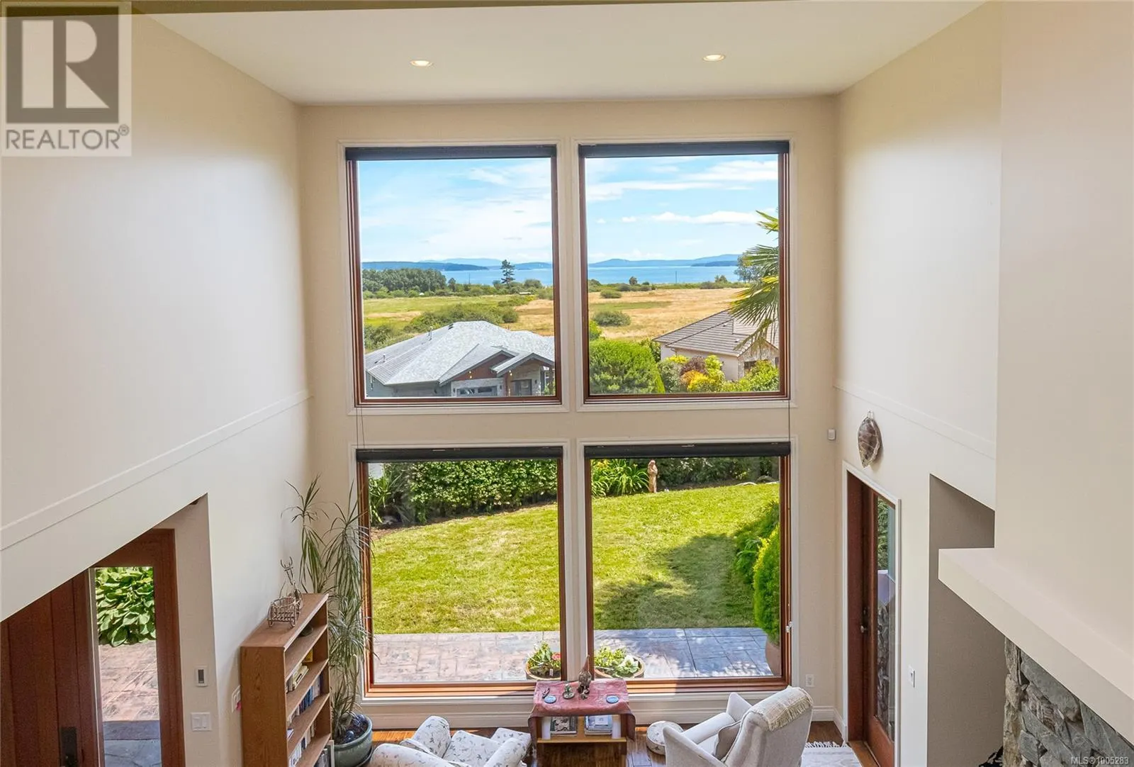 7014 Beach View Crt