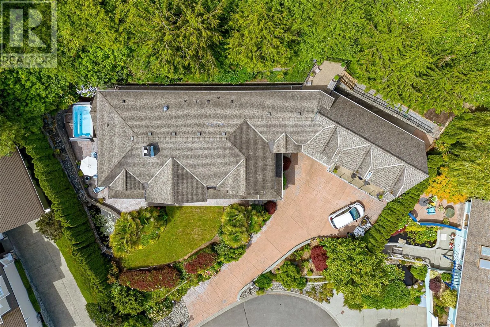 7014 Beach View Crt
