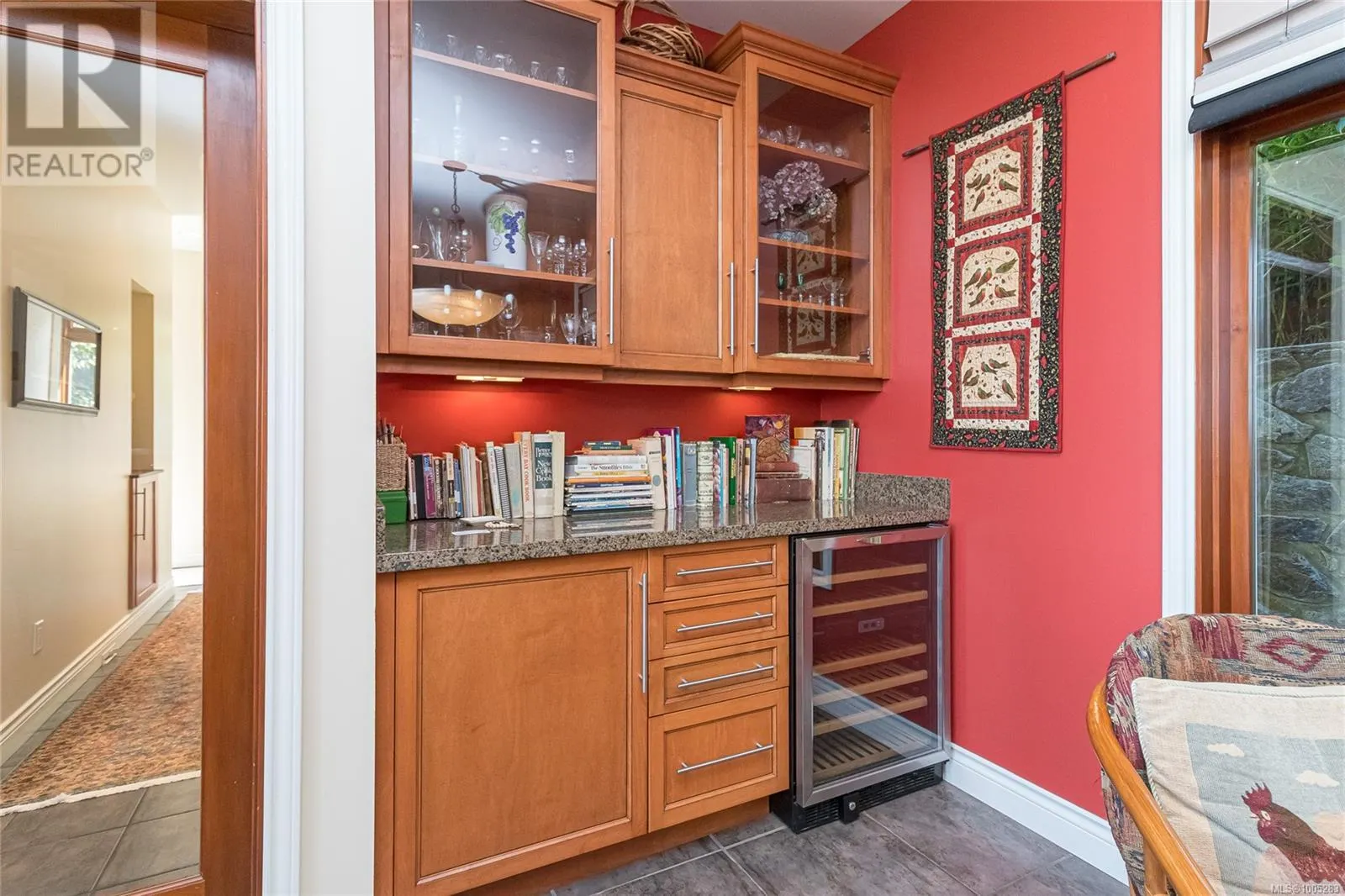 7014 Beach View Crt